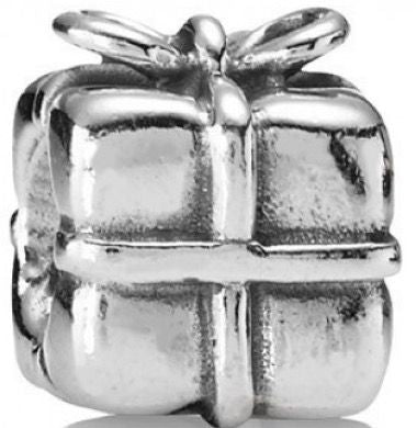 Pandora 790300 Present Charm, Retired