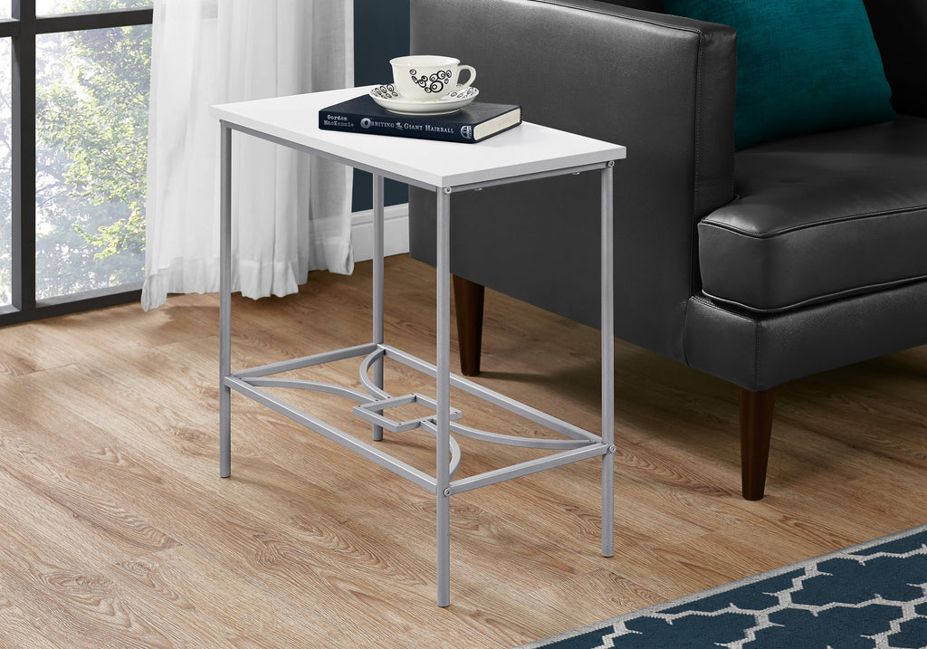 ACCENT TABLE - 22"H - WHITE - SILVER METAL