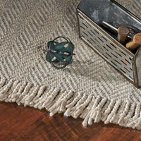 7'9" x 9'9" Wool Oatmeal Area Rug