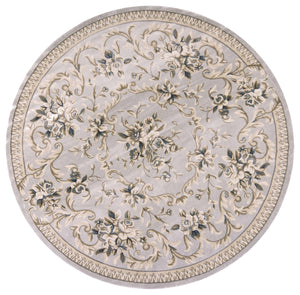 7'10" Round Polypropelene Light Grey Area Rug