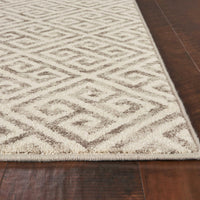 2'7" x 4'11" Polypropelene Taupe Area Rug