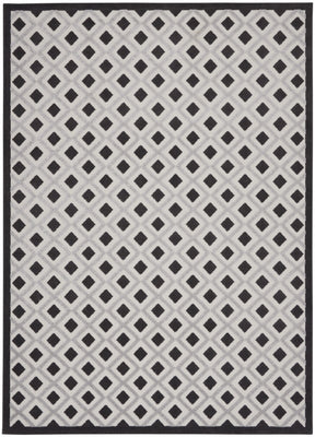 7’ x 10’ Black White Gray Indoor Outdoor Area Rug