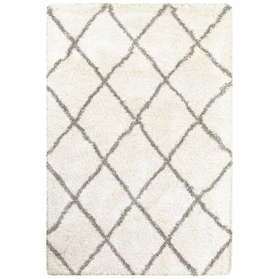 4’ x 6’ Ivory and Gray Geometric Lattice Area Rug