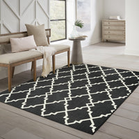 4’x6’ Black and Ivory Trellis Indoor Outdoor Area Rug