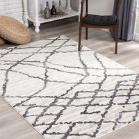 7’ x 9’ Gray and Black Modern Abstract Area Rug