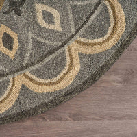 4’ Round Gray and Beige Medallion Area Rug