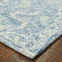 5’ x 8’ Blue and Ivory Interlacing Vines Area Rug