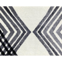 2' x 3' Black and Gray Abstract Arrow Washable Floor Mat