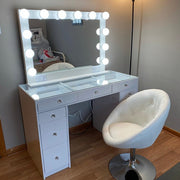 Glam Style Lighted USB Vanity Mirror