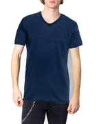 Brian Brome Men T-Shirt